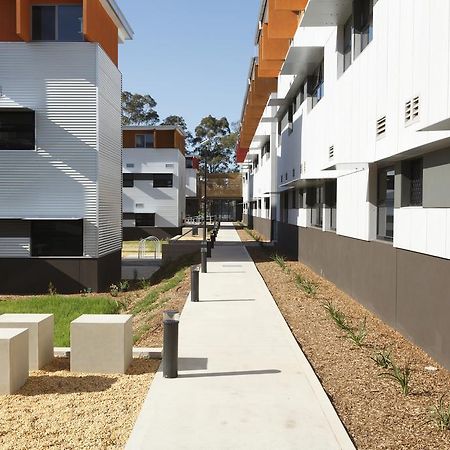 Western Sydney University Village - Parramatta Rosehill ภายนอก รูปภาพ