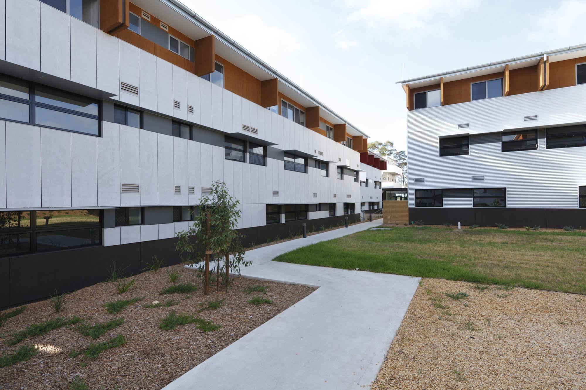 Western Sydney University Village - Parramatta Rosehill ภายนอก รูปภาพ