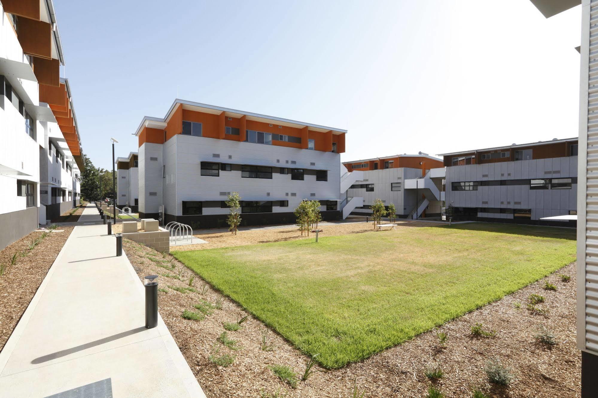 Western Sydney University Village - Parramatta Rosehill ภายนอก รูปภาพ